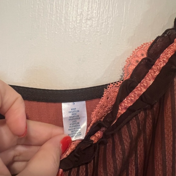 Vintage Coral & Brown Pinstripe and Lace Lingerie - Picture 6 of 7